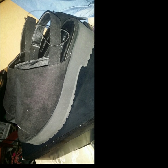 Forever21 Black Sandals