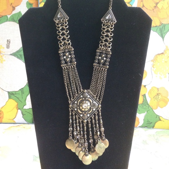 Gorgeous Statement Necklace