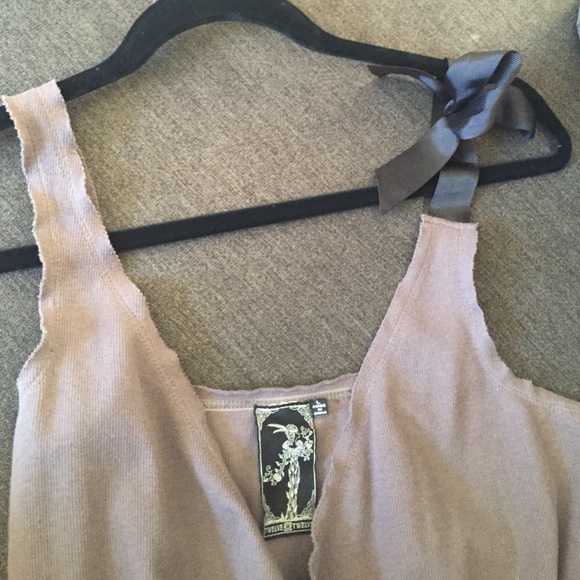 Dress - Picture 3 of 4