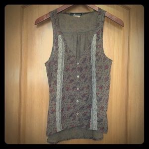 Floral button down sleeveless top