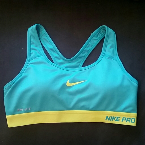 Nike pro sports bra