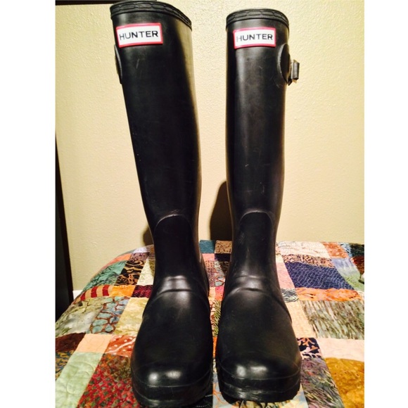 Original tall black Hunter boots size 7 F