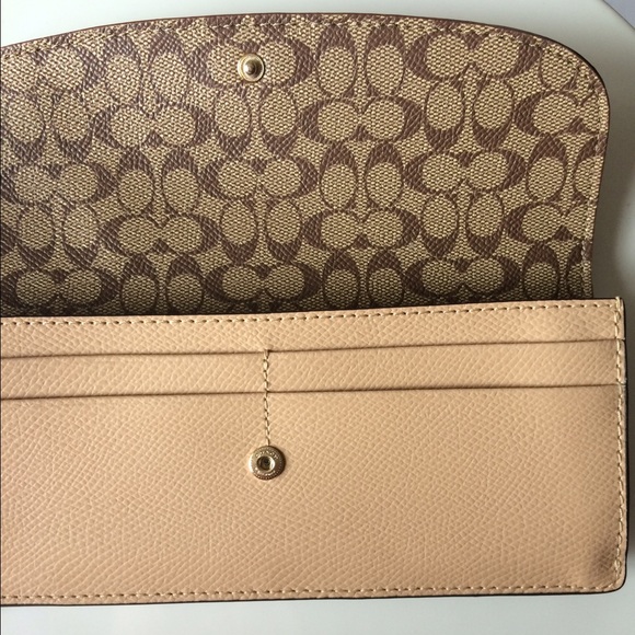 Slim Coach Wallet - Picture 2 of 4