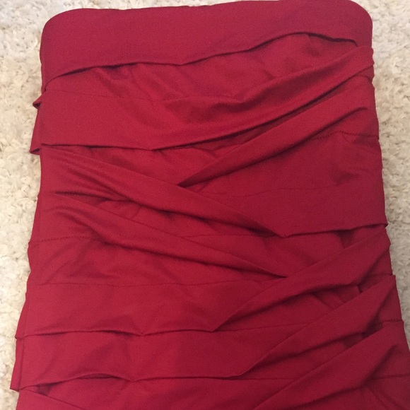 Dress - Picture 2 of 4