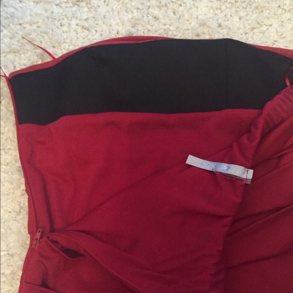 Dress - Picture 3 of 4