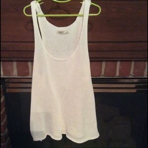 Off white sleeveless sweater