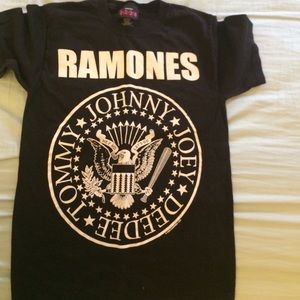 Ramones tee