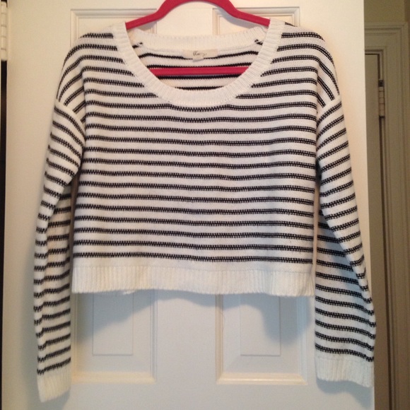 White and Black striped forever 21 sweater - Picture 1 of 3