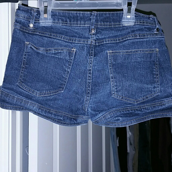 Clothes - Picture 2 of 2