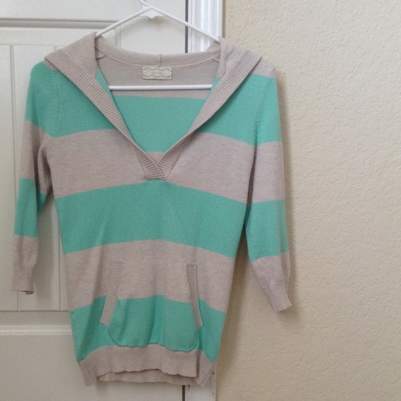Mint and beige hoodie