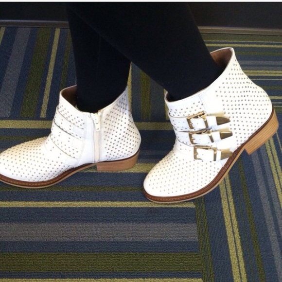 NIB leather studded booties - Picture 2 of 3