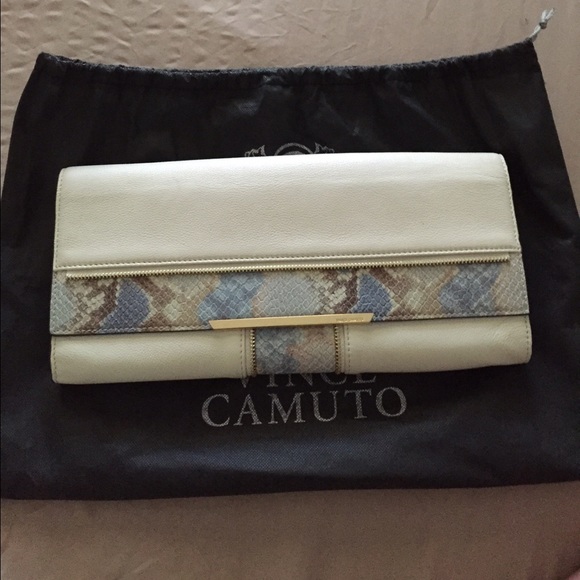 Vince Camuto Clutch - Picture 2 of 4
