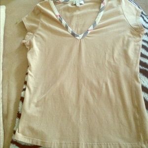 Burberry vneck sz large 100% Authentic
