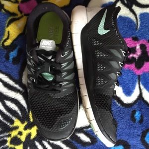 Black, White, Mint Nike Free Runs 5.0