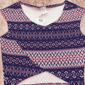 New with tags crop top