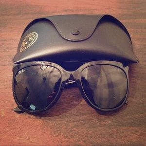 Ray-Ban Cats 1000 sunglasses