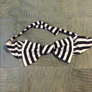 Black and White Lolli Top