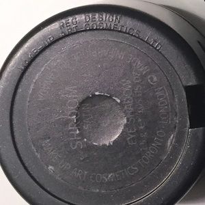 MAC eyeshadow (color shroom).