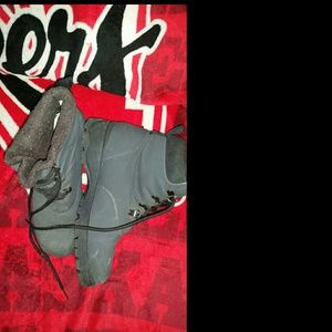 Lightly worn London Fog winter boots