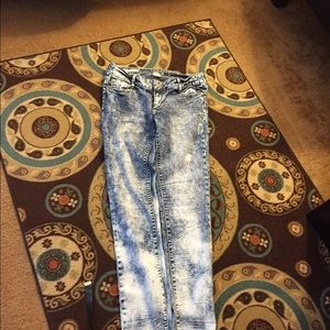Decree skinny acid washed skinnies sz 11