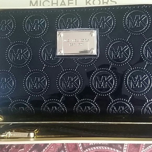 MK Multi-Function Phone Case - Picture 2 of 4