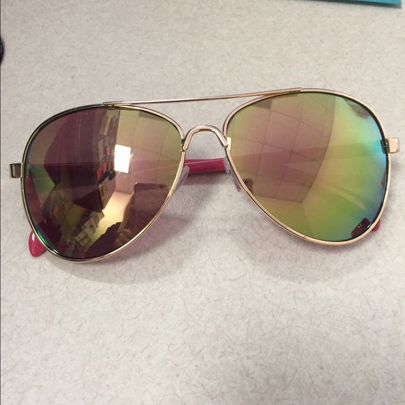 Aviator sunglasses