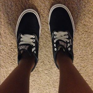 Black Canvas Vans size 9.5