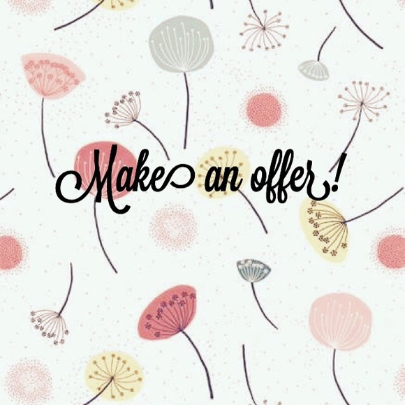 Summer closet clear out!!!✨ - Picture 2 of 4