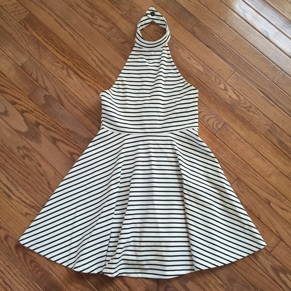 NWT MinkPink Striped Halter Skater Dress - Picture 2 of 2