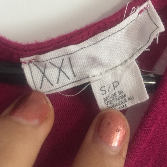 Forever 21 High-Low Top - Picture 4 of 4