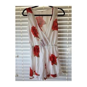 White floral print romper