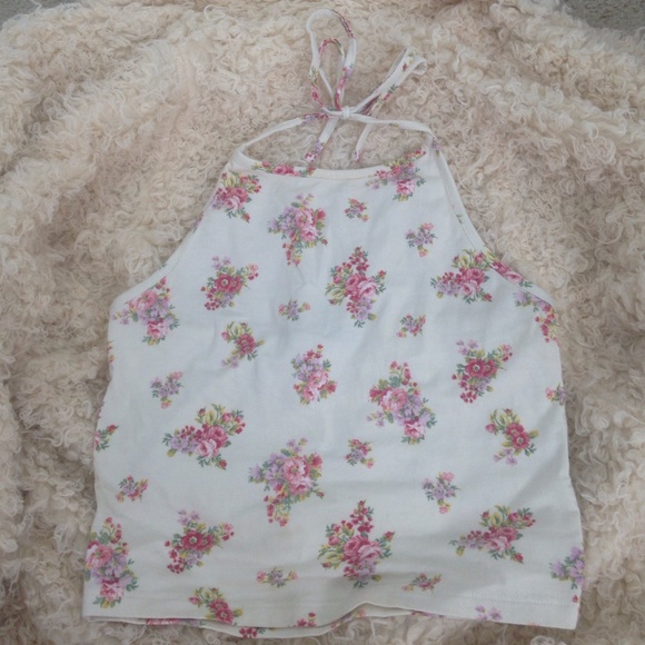 Brandy Melville Tops - Worn once brandy melville halter top
