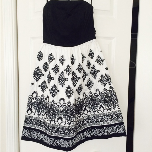 White House black market dress size 0