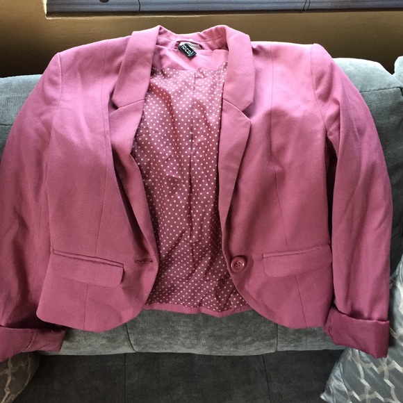 BLAZER/Clothes