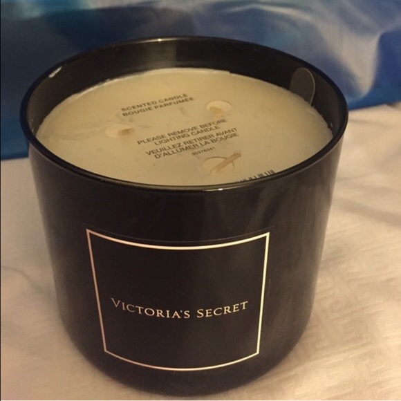 Victoria's Secret candle