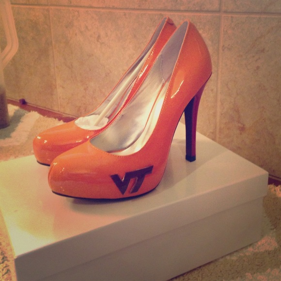 Virginia Tech fan heels