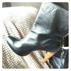 Calvin Klien real leather boots