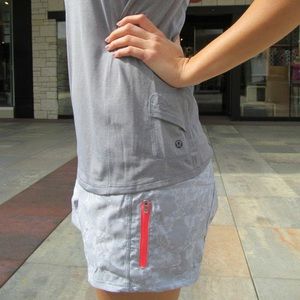 Lululemon tracker shorts size 6