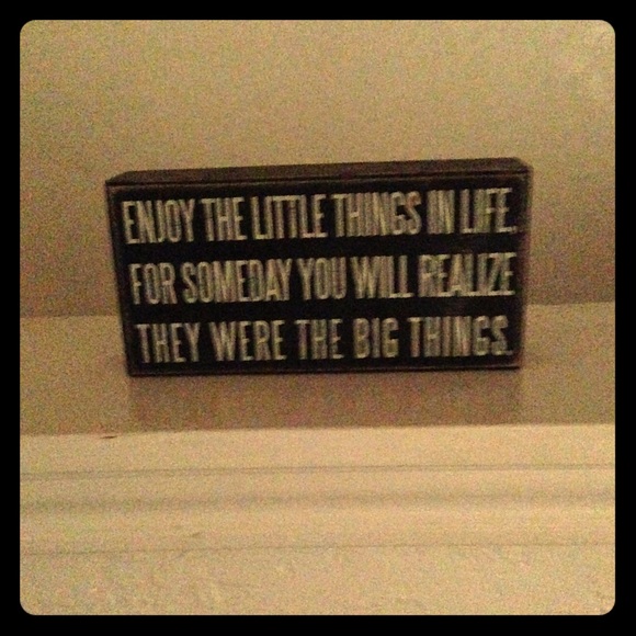 Primitives by Kathy home decor shadow box.