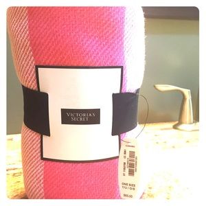 Victoria's Secret blanket – towel