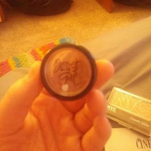 Jessie's girl Eyeshadow pigment