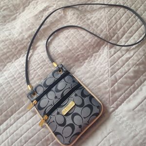 coach shoulder purse