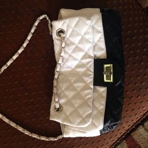 White and black small clutch purse