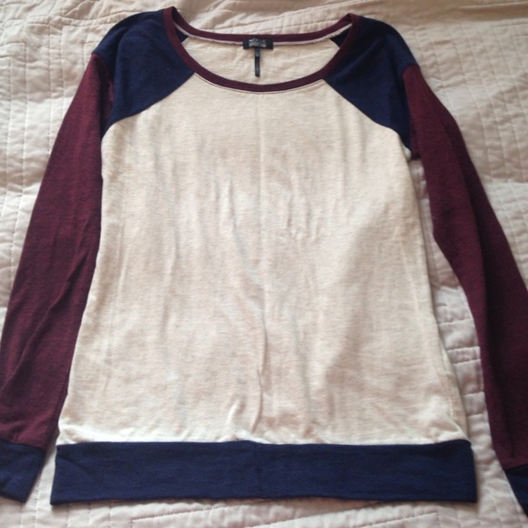 long sleeve light shirt