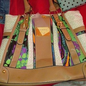 Very pretty coogi purse