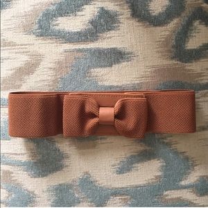 ‼️REDUCED‼️NWOT Vegan Leather Bow Belt