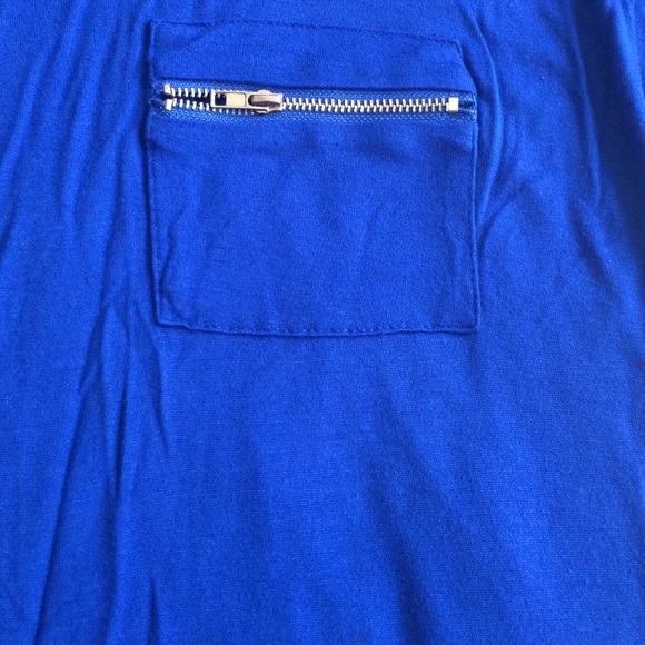 Blue quarter length sleeve top - Picture 2 of 3
