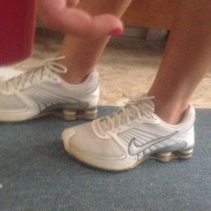 Nike Shox size 6Y
