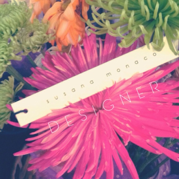 NWT* Black Lazer-cut lace skirt (lined) - Picture 4 of 4