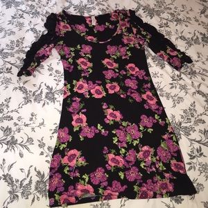 Size small FREE PEOPLE soft cotton mini dress